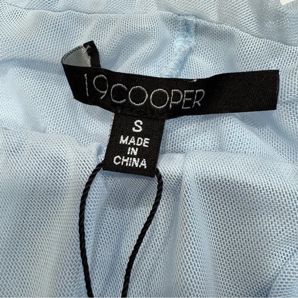 19 Cooper Women’s Off The Shoulder Long Sleeve Top Blue Size Small NWT - Picture 4 of 8